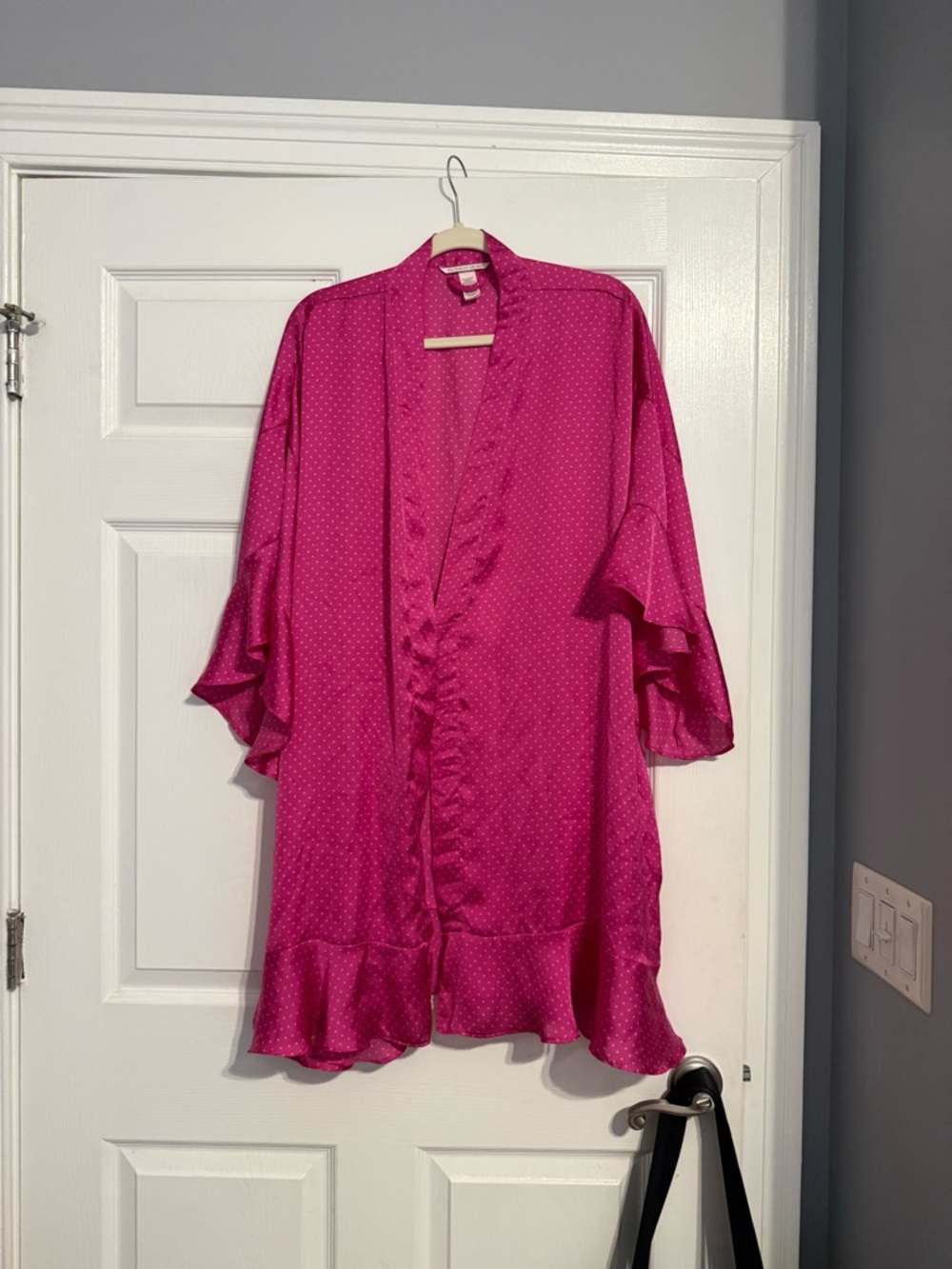 Victoria's Secret Hot Pink Satin Polka Dot Kimono Robe